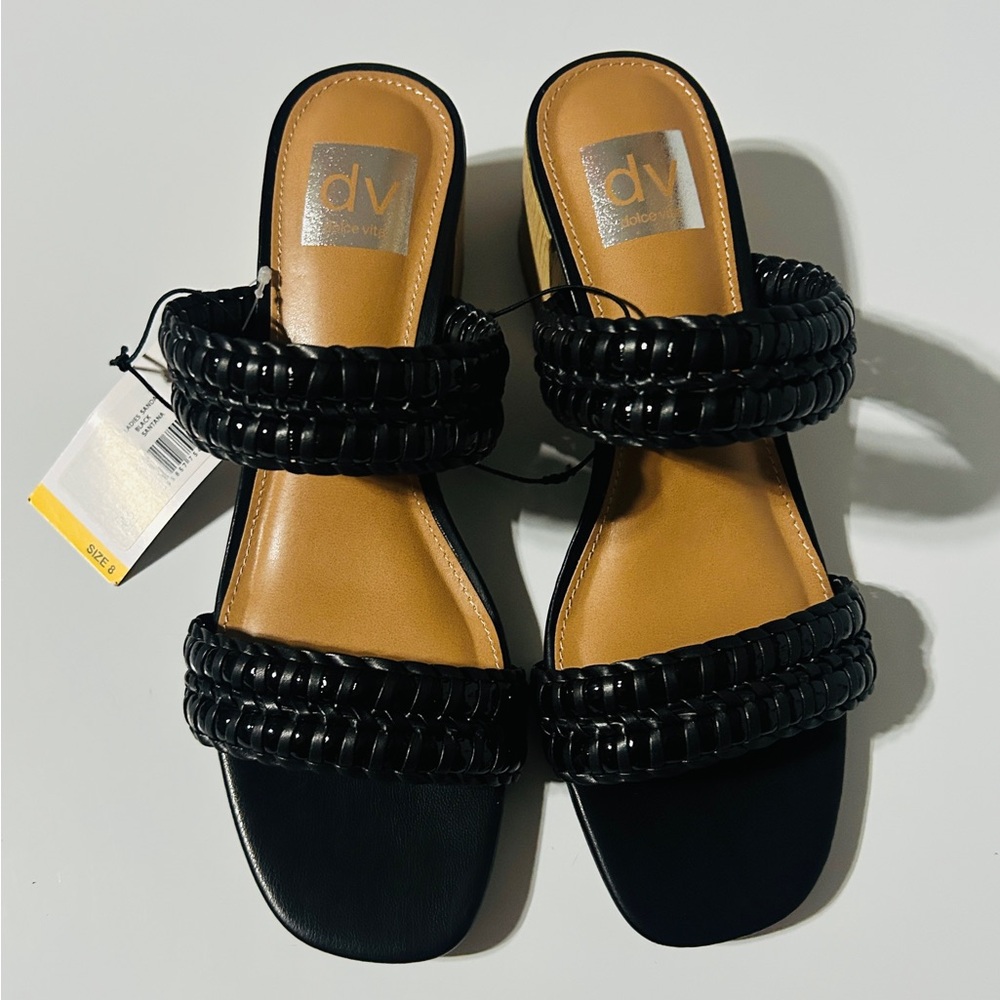 DV Dolce Vita Ladies Cushioned Memory Foam Lightweight Santana Sandal Size 8